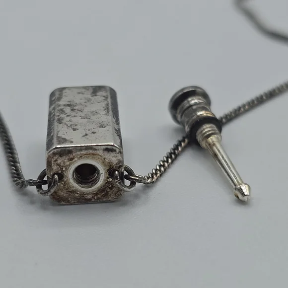 VTG Gothic Silver Tone Mini Perfume Medicine Bottle Pendant Necklace 24" - Picture 7 of 15